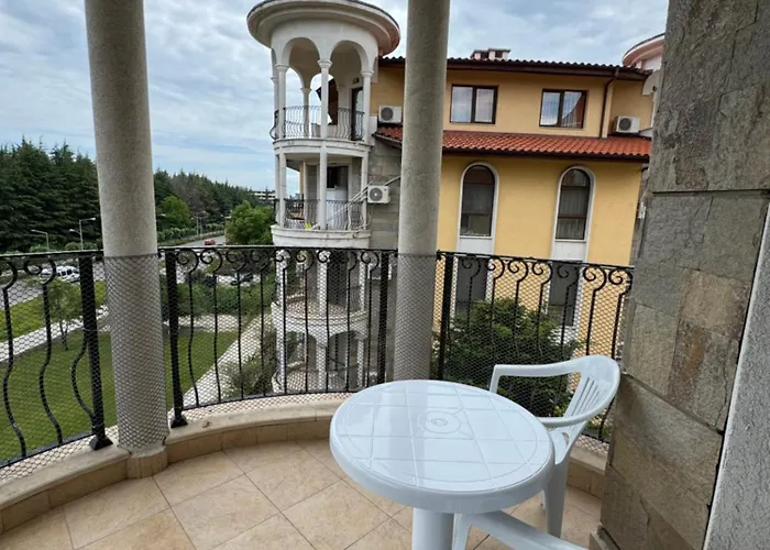 Vp Royal Sun Apartman Napospart