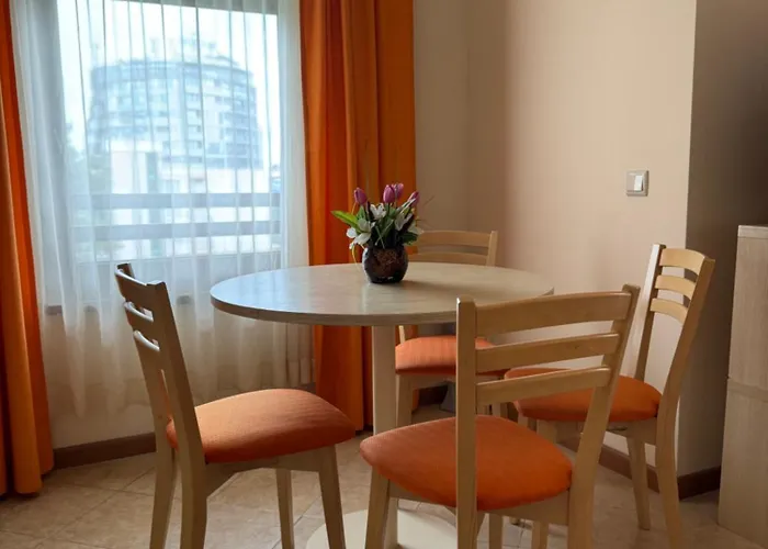 Vp Royal Sun Apartman Napospart