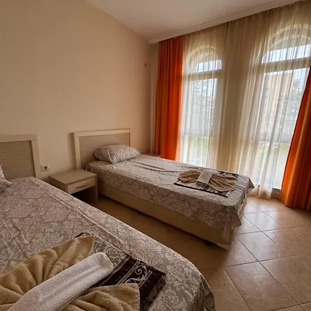 Vp Royal Sun Apartment